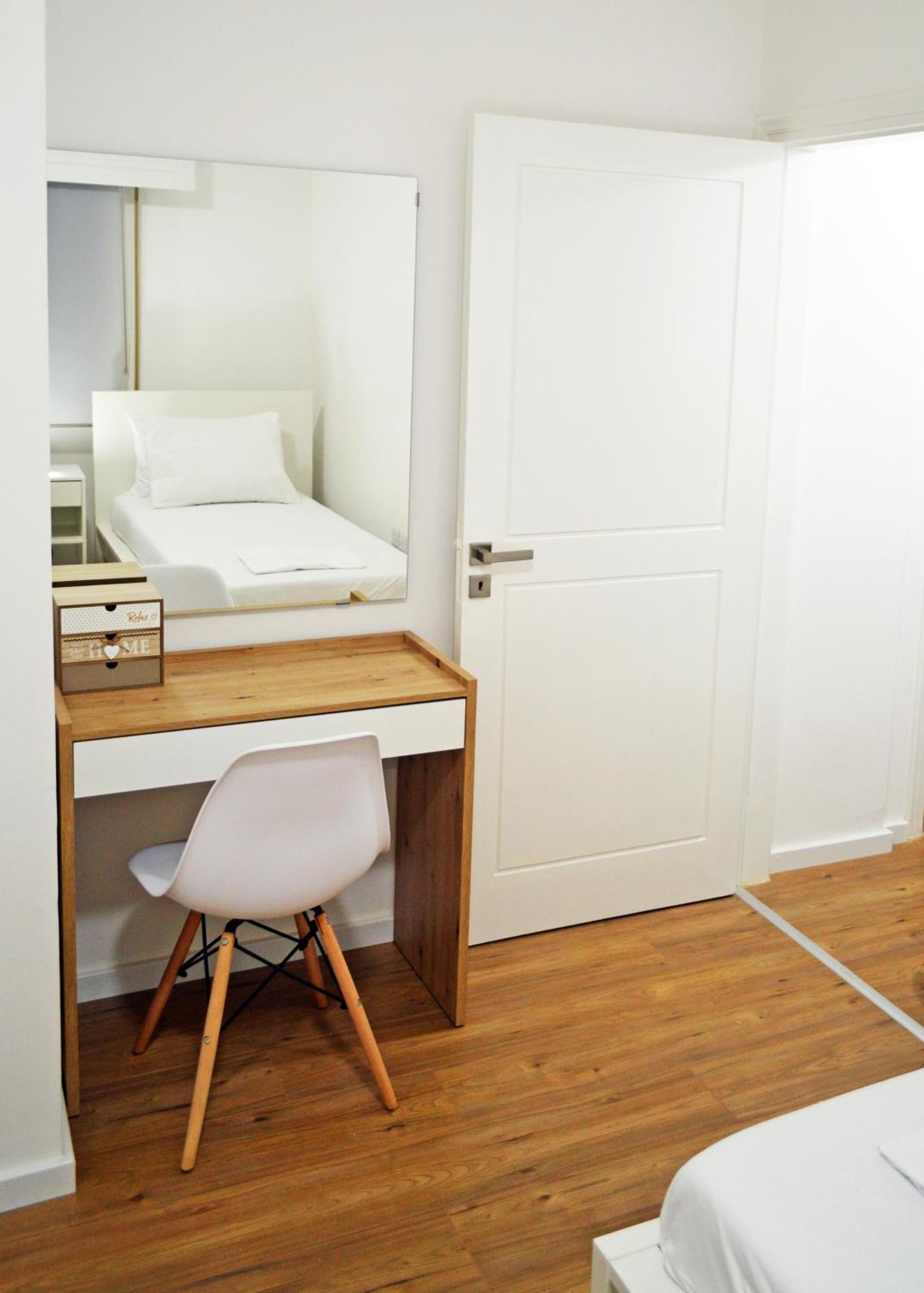 Modern Apartment Near Mckenzie Beach Lárnaka Eksteriør bilde