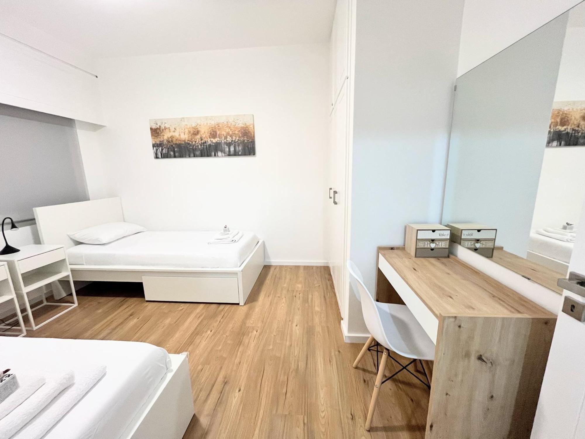 Modern Apartment Near Mckenzie Beach Lárnaka Eksteriør bilde